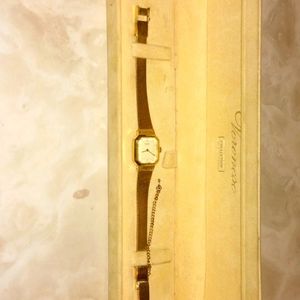 Vintage Seiko Women's Quartz Gold Wristwatch